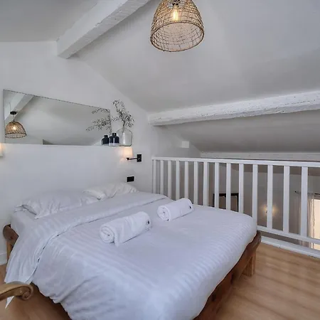 Immogroom - Cosy - Renovated Duplex - Close To The